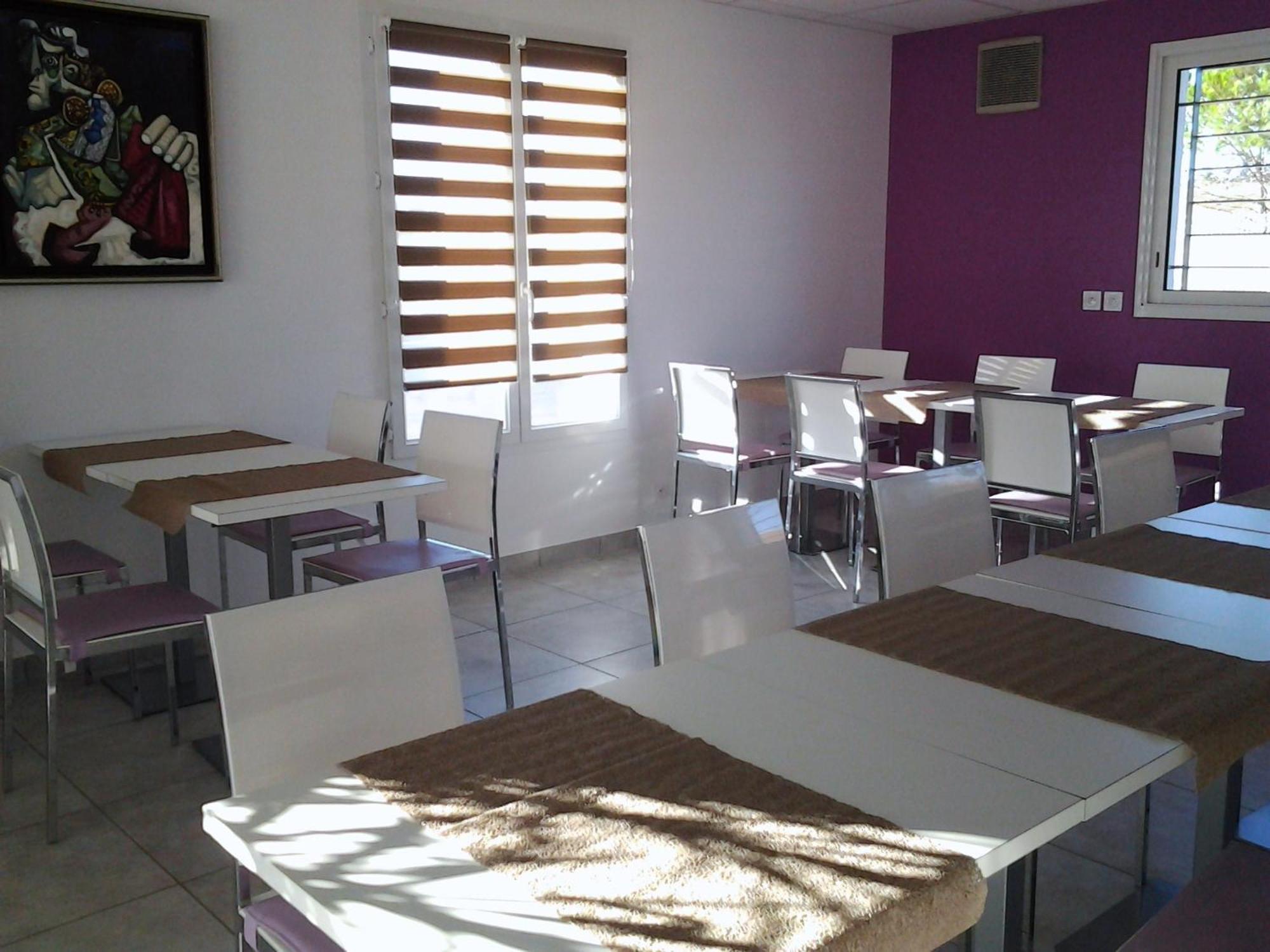 Kyriad Perpignan Sud Restoran fotoğraf